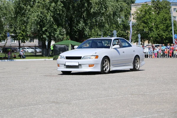 ヨシュカル ロシア 2018 自動車し オートバイ展 サミット 2018 トヨタ — ストック写真