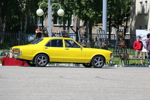 Yoshkar Ola Rusia Junio 2018 Exposición Automóviles Motocicletas Festival Summit — Foto de Stock