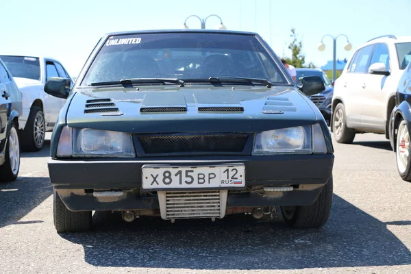 ヨシュカル ロシア 2018 自動車およびオートバイ展覧会 サミット 2018 チューニング車 Vaz Lada — ストック写真