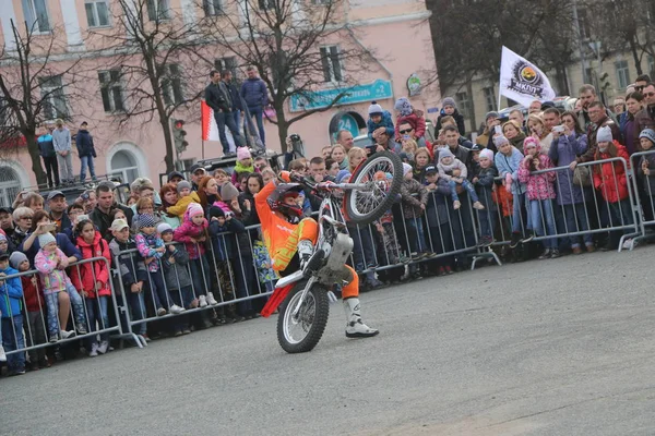 Yoshkar Ola Rússia Maio 2018 Motoshow Praça Central Cidade Truques — Fotografia de Stock