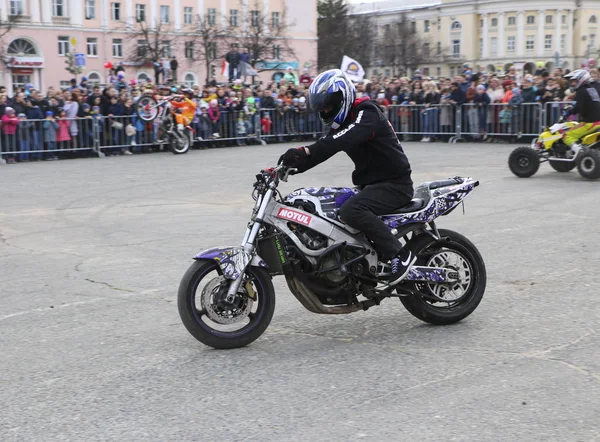 Yoshkar Ola Oroszország Május 2018 Ban Motoshow Város Főterén Szivárog — Stock Fotó