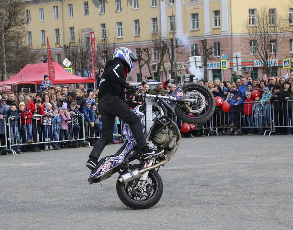Yoshkar Ola Russia Maggio 2018 Motoshow Nella Piazza Centrale Della — Foto Stock