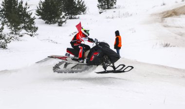 Volzhsk, Rusya, 02 Şubat 2019: Şampiyonası Rusya'nın kros kar motosikletleri üzerinde üzerinde.