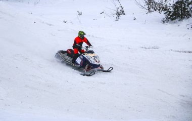 Volzhsk, Rusya, 02 Şubat 2019: Şampiyonası Rusya'nın kros kar motosikletleri üzerinde üzerinde.