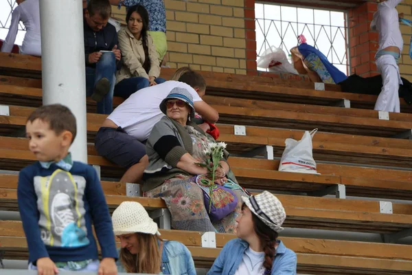 Yoshkar-Ola, Federacja Rosyjska, 29 lipca 2018 r.: Wyścigi konne i skoki — Zdjęcie stockowe