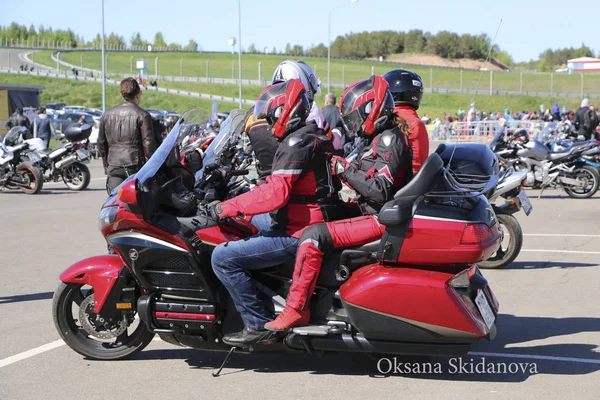 Kazan, Federacja Rosyjska, 26 maja 2018: Otwarcie sezonu motocyklowego - — Zdjęcie stockowe