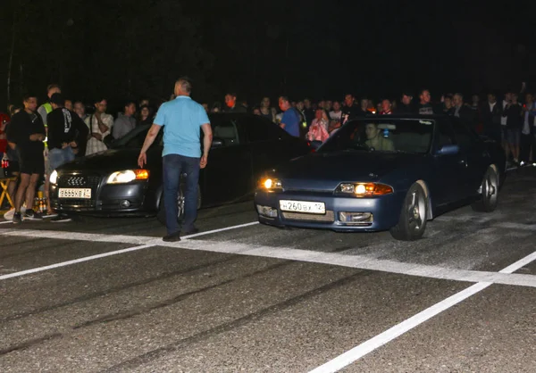 Yoshkar-Ola, Rusya, 12 Mayıs 2019: Yasadışı gece yarışları — Stok fotoğraf