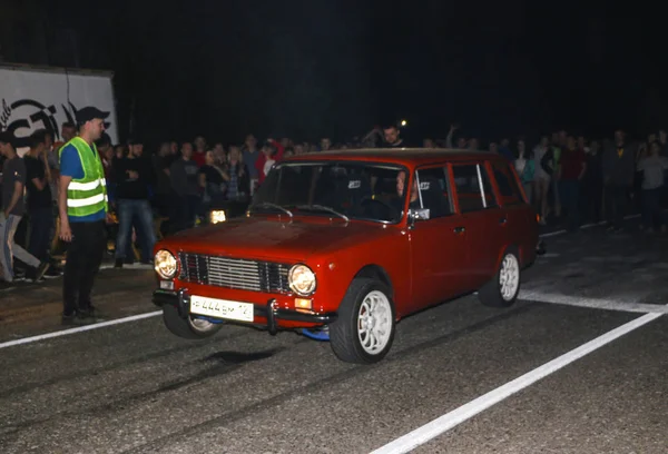 Yoshkar-Ola, Rusya, 12 Mayıs 2019: Yasadışı gece yarışları — Stok fotoğraf