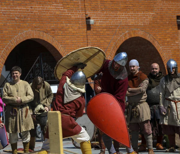 YOSHKAR-OLA, RUSIA, 25 DE MAYO DE 2019: el festival de re histórico —  Fotos de Stock