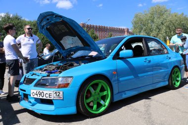 Yoshkar-Ola, Rusya, 02 Haziran 2019: oto ve Motosiklet Fuarı