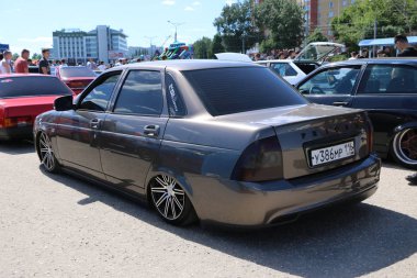 Yoshkar-Ola, Rusya, 02 Haziran 2019: oto ve Motosiklet Fuarı