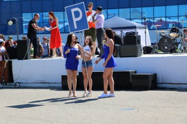 Yoshkar-Ola, Rusya, Haziran 02, 2019: Araba ve motor sergisi