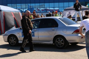 Yoshkar-Ola, Rusya, Haziran 02, 2019: Araba ve motor sergisi