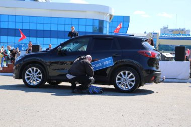 Yoshkar-Ola, Rusya, Haziran 02, 2019: Araba ve motor sergisi