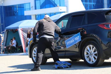 Yoshkar-Ola, Rusya, Haziran 02, 2019: Araba ve motor sergisi