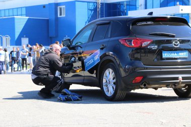 Yoshkar-Ola, Rusya, Haziran 02, 2019: Araba ve motor sergisi