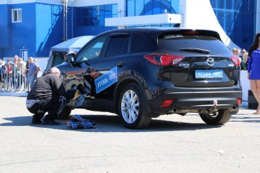 Yoshkar-Ola, Rusya, Haziran 02, 2019: Araba ve motor sergisi