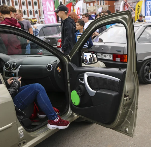 俄罗斯约什卡尔-奥拉,2019年8月10日:汽车音乐节,献给城市日 — 图库照片