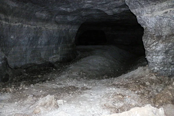 Galerias Abandonadas Velhas Adits Para Extração Processamento Pedra Natural Caverna — Fotografia de Stock