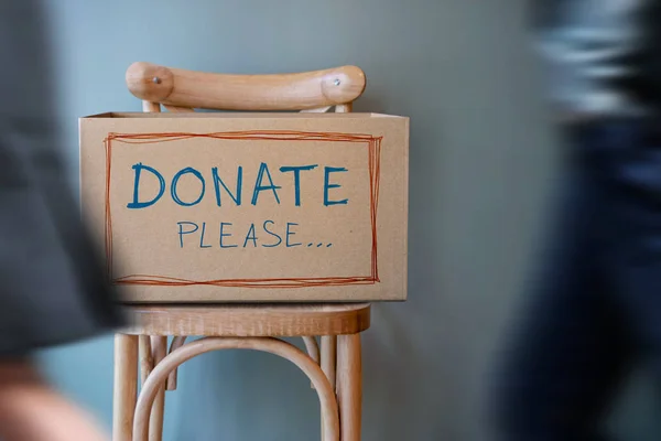 Concepto Donación Empate Donate Box Chair Wall Public Space Inglés — Foto de Stock