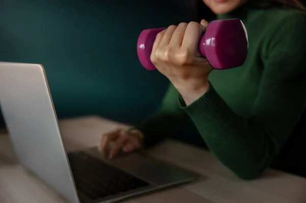 Work Life Balance Concept Young Employee Woman Exercising Dumbbell While — Stock Photo, Image