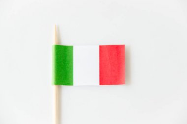 Beyaz arka plan üzerinde Meksika kağıt bayrağı