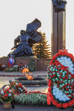 Ufa, Rusya - 10 Mayıs 2019: Zafer Parkı'ndaki Büyük Vatanseverlik Savaşı kahramanları anıtı.