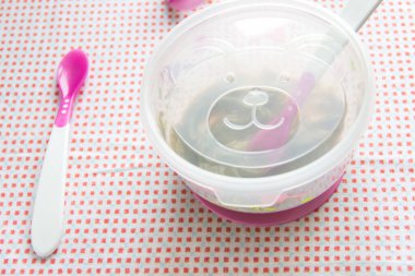 Pembe desenli bebek aksesuarları