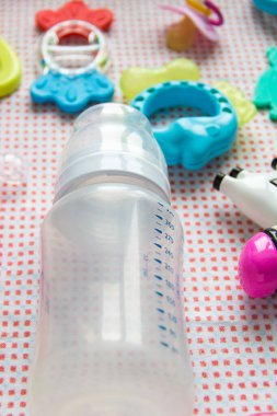 Pembe desenli bebek aksesuarları