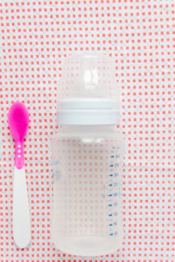 Pembe desenli bebek aksesuarları