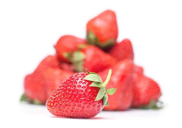 Gran Puñado Fresas Aisladas Sobre Fondo Blanco —  Fotos de Stock