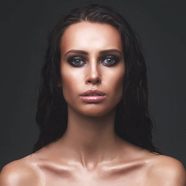 Seksi Kızmış Islak Güzellik Portresi Stüdyosu — Stok fotoğraf