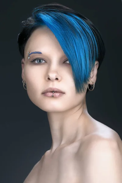Красивая Сексуальная Девушка Голубыми Волосами Субкультура — стоковое фото