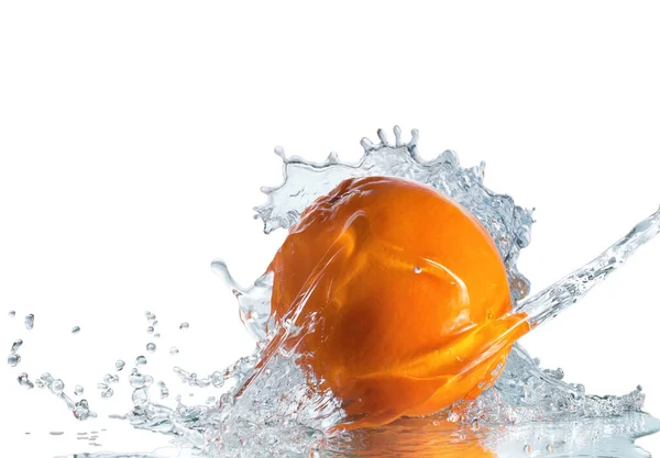 Orange Frukter Och Stänk Vatten Isolerad Vit Bakgrund — Stockfoto
