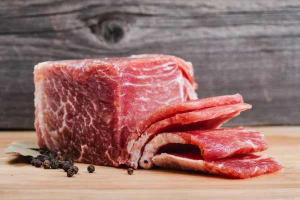 Fagyasztott Hús Fára Szeletelve Stock Fotó