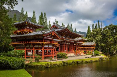 May 19, 2018 Oahu Hawaii - The Byodo-In Temple is located at the foot of the Ko'olau Mountains in Valley of the Temples Memorial Park.