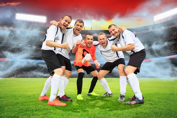 Szenen Aus Einem Fußballspiel Mit Jubelnden Männlichen Spielern — Stockfoto