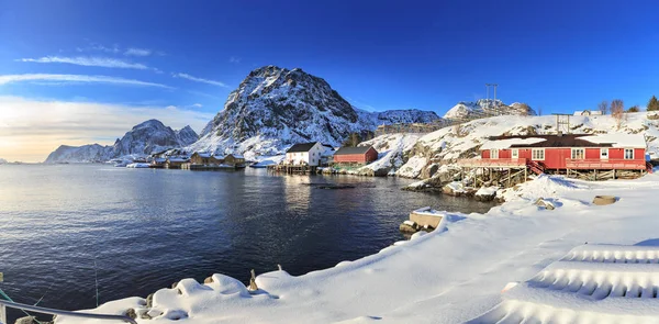 Рибацькому Селі Sorvagen Лофотені Островах Норвегія — стокове фото