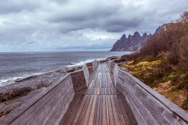 Der Blick Auf Die Insel Senja Vom Tungeneset Picknick Norwegen — Stockfoto