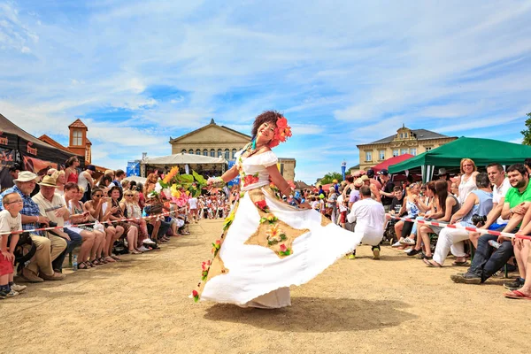 Coburg Alemanha Julho 2016 Uma Bailarina Samba Não Identificada Participa — Fotografia de Stock