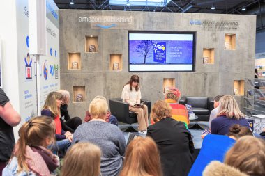 Leipzig, Almanya - 16 Mart 2018: Kitap Fuarı Leipziger Buchmesse 2018 yılında Leipzig, Almanya