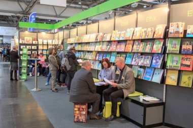 Leipzig, Almanya - 16 Mart 2018: Kitap Fuarı Leipziger Buchmesse 2018 yılında Leipzig, Almanya