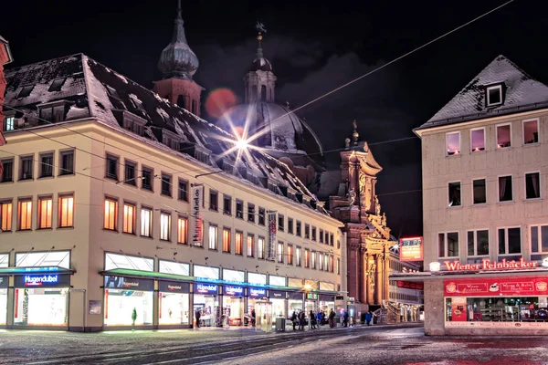 Wuerzburg 巴伐利亚 2014年12月 Wuerzburg 镇的街道在晚上 — 图库照片
