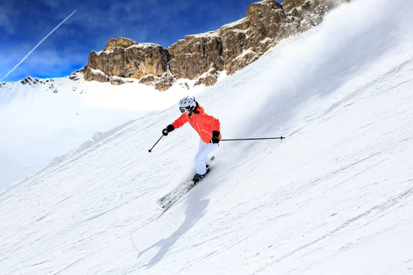 Motorista Esqui Snowboarder Pista Alpes Por Lech Áustria — Fotografia de Stock