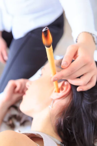 Young Woman Ear Candles Treatment Beauty Salon — Stock Photo, Image