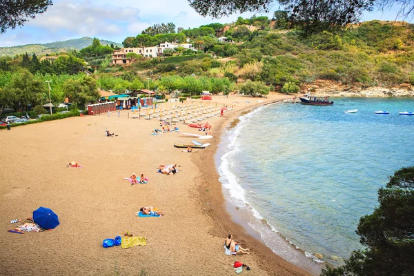 Porto Azzuro Elba Island Italia Circa August 2011 Barbarossa Beach — Fotografie, imagine de stoc