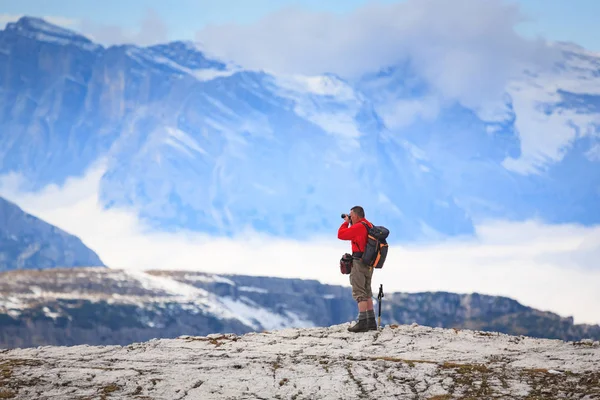 Een Fotograaf Drei Zinnen Gebied Dolomiet Alpen Italië — Stockfoto