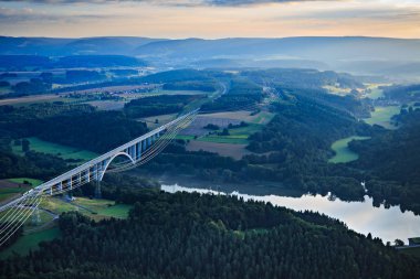 Froschgrundsee göl kenarında Coburg Almanya hava görünümünü