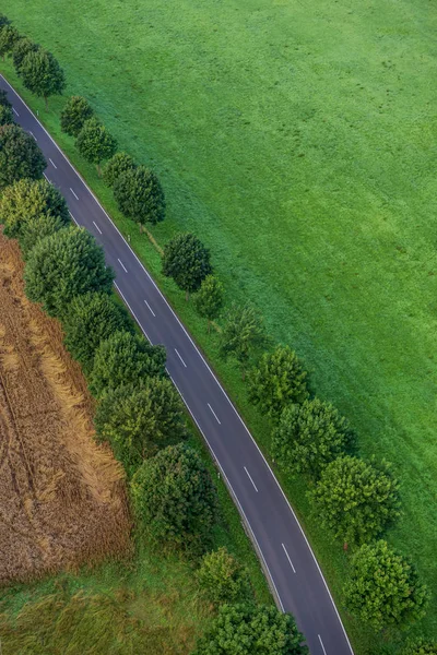 Vista Aérea Del Terreno Rural Una Carretera Alemania — Foto de Stock