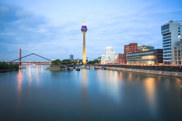 Escenas Nocturnas Del Río Dusseldorf Rhein Alemania — Foto de Stock